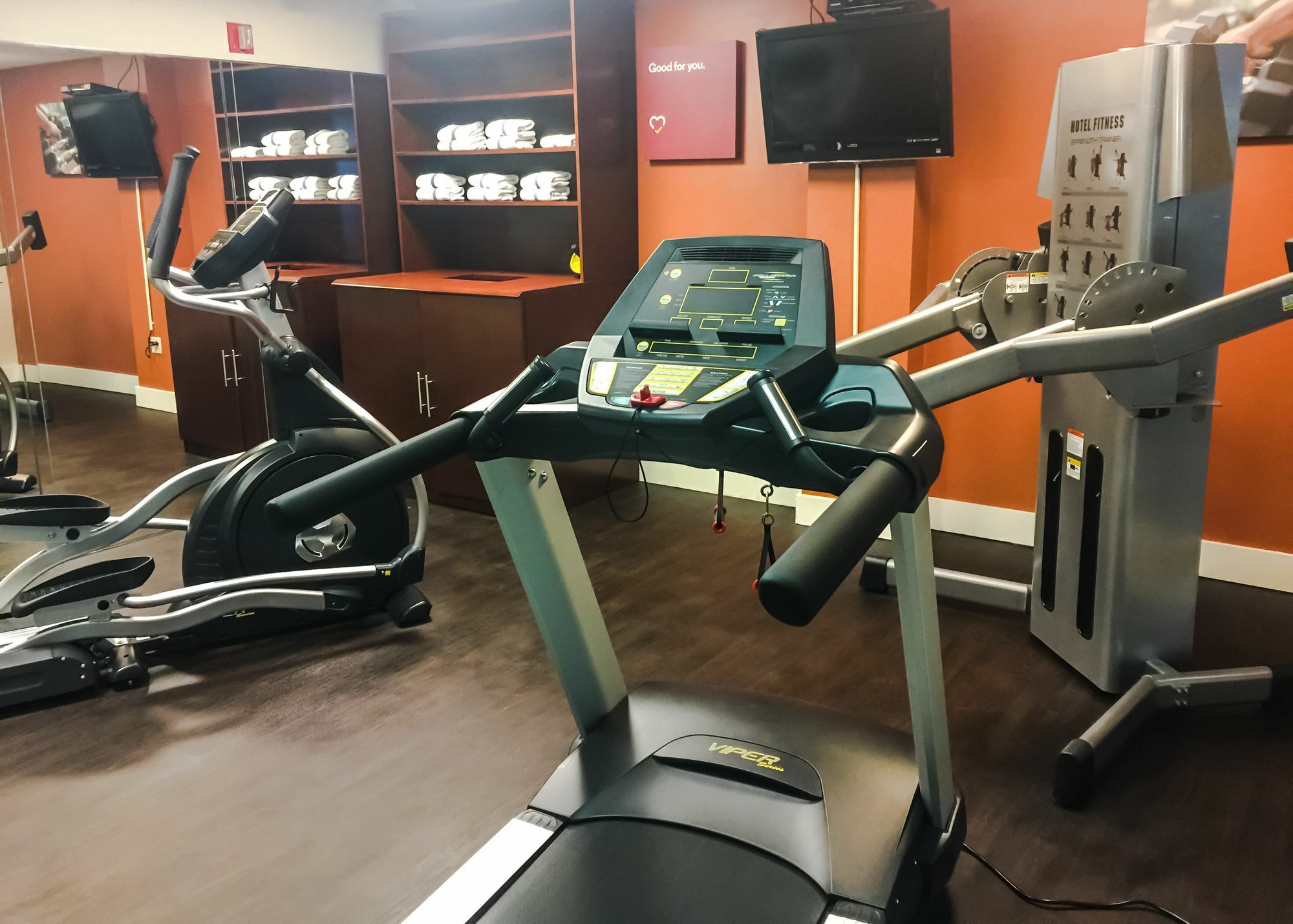Comfort Suites Near Casinos Norwich Bagian luar foto